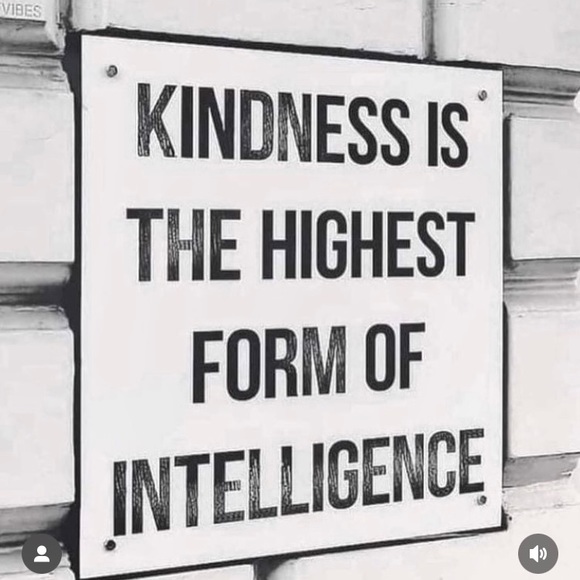 Meet your Posher, Kelly - Picture 6 of 6